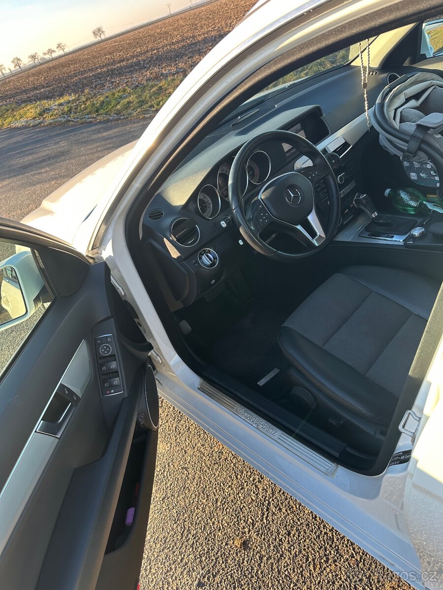 Mercedes benz 220cdi 125kw - 6