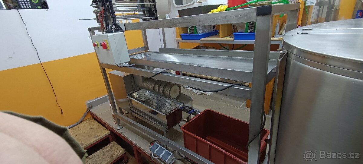 Včelařské vybavení - 6