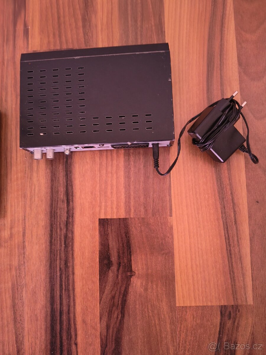 Televizor Sony + set top box +ovladače - 6