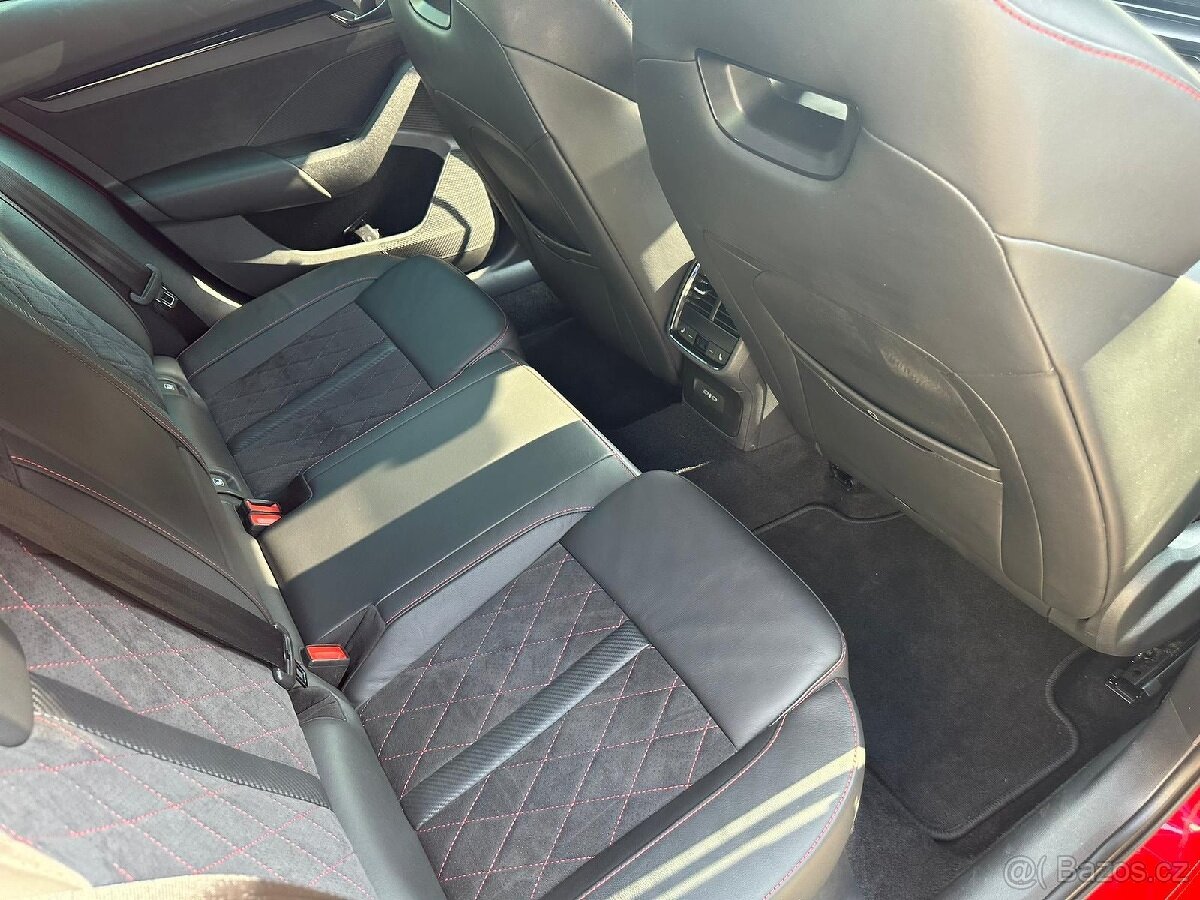 Škoda Octavia IV RS 2.0 TDi 4x4 UVEDENÁ CENA BEZ DPH - 6