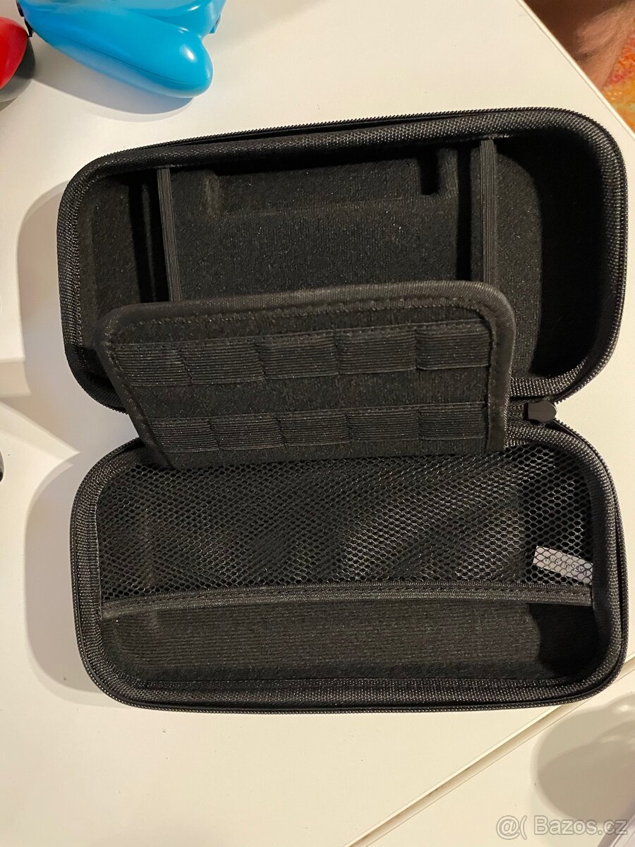 🕹️ Nintendo Switch Set: 4 Hry + ovladače - 6