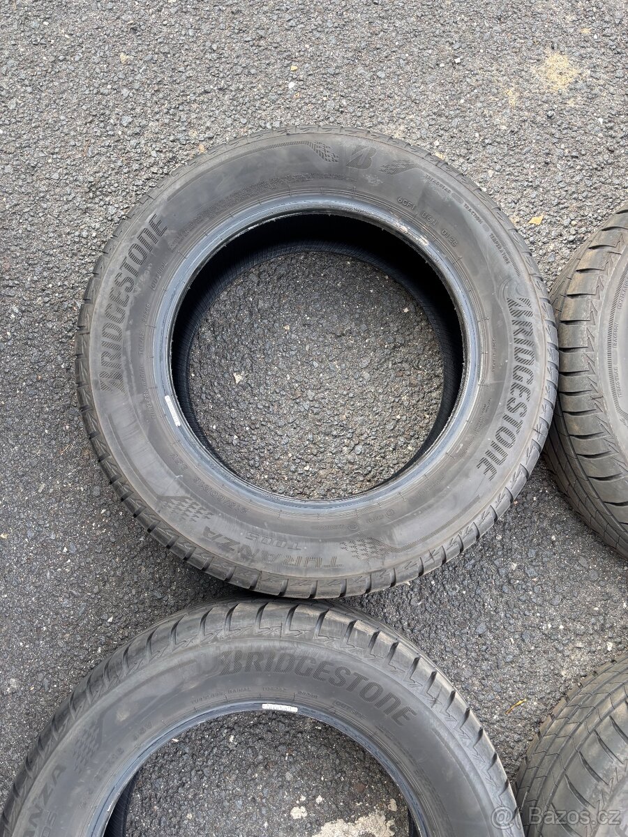 Bridgestone Turanza 215/60 R16 - 6