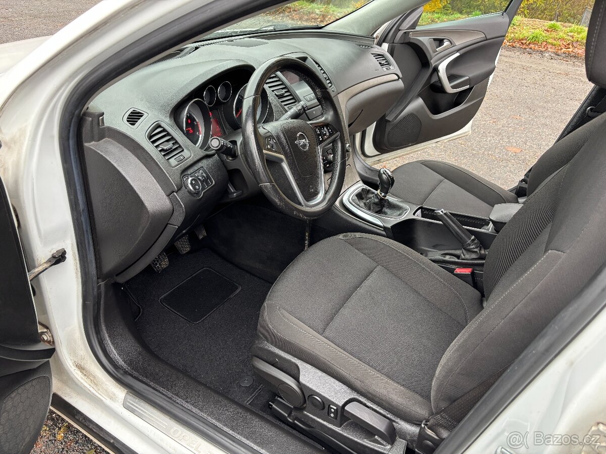 Opel Insignia SportsTourer 2.0, Kombo, 96kW - 6