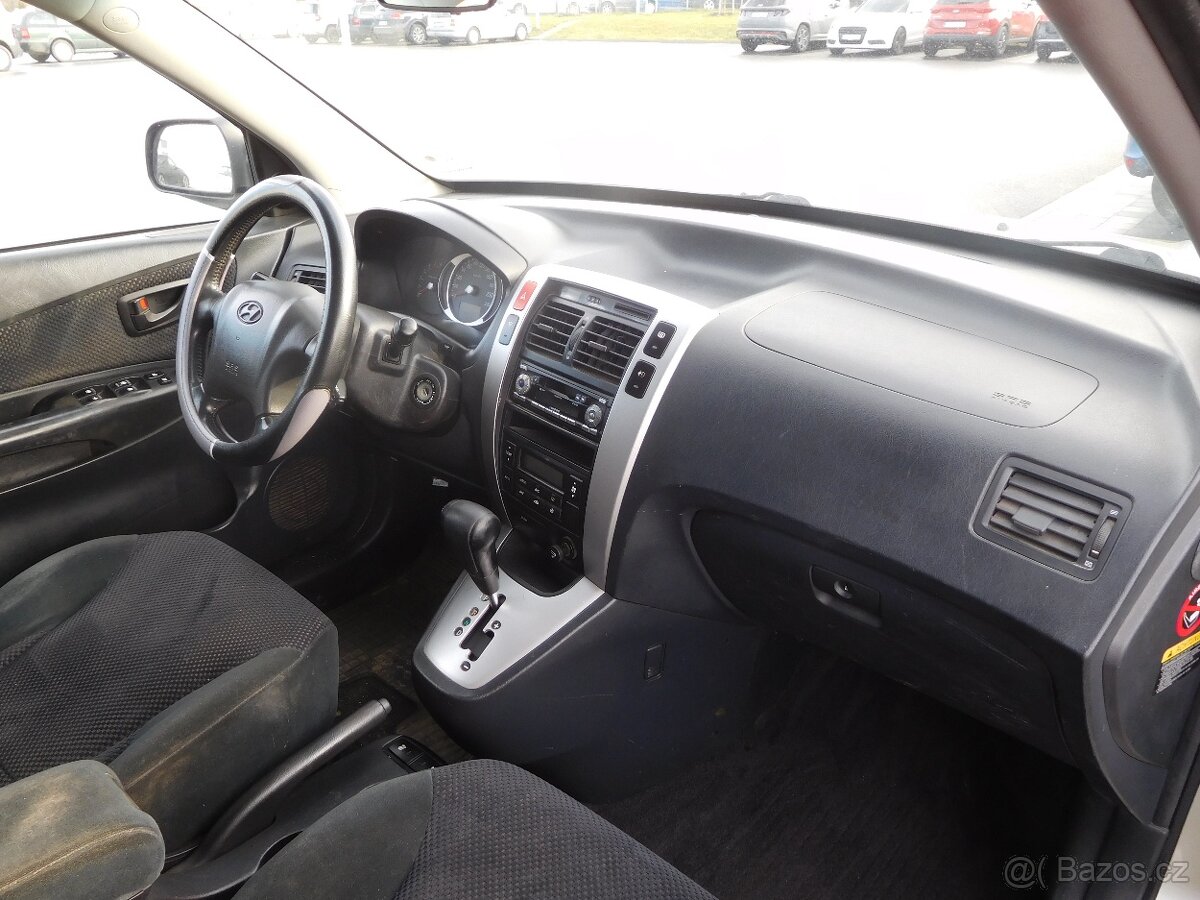 Hyundai Tucson 2.0CRDi 16V Confort+ 4WD, 83 kW, Automat - 6
