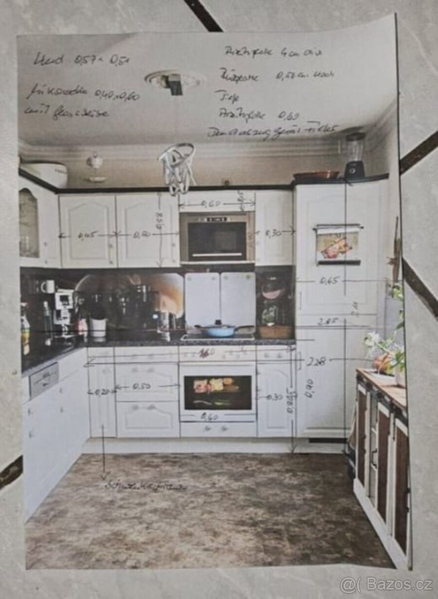 Bílá venkovská kuchyně s vestavěnými spotřebiči,5387 - 6