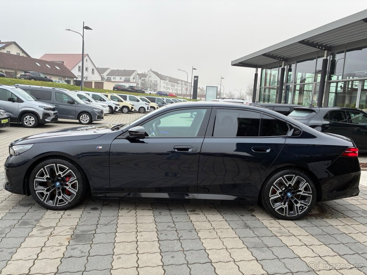 BMW i5 M60 xDrive - 6
