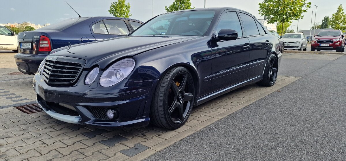 Mercedes E500 - 6