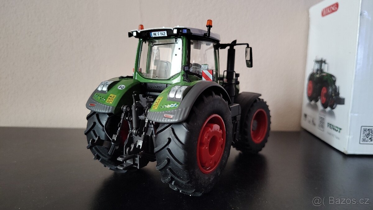 Fendt 942 Vario , Wiking 1/32 - 6