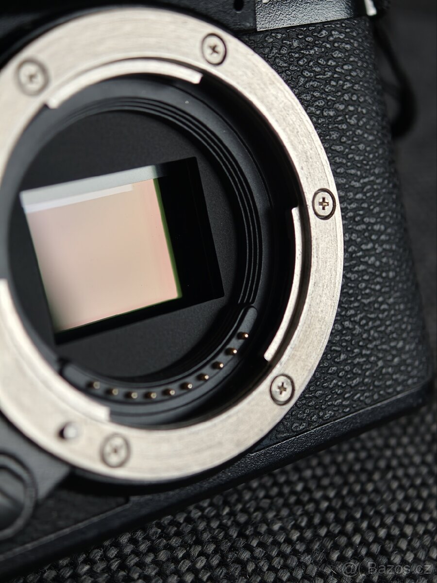 Fujifilm X-S10 (tělo) - 6