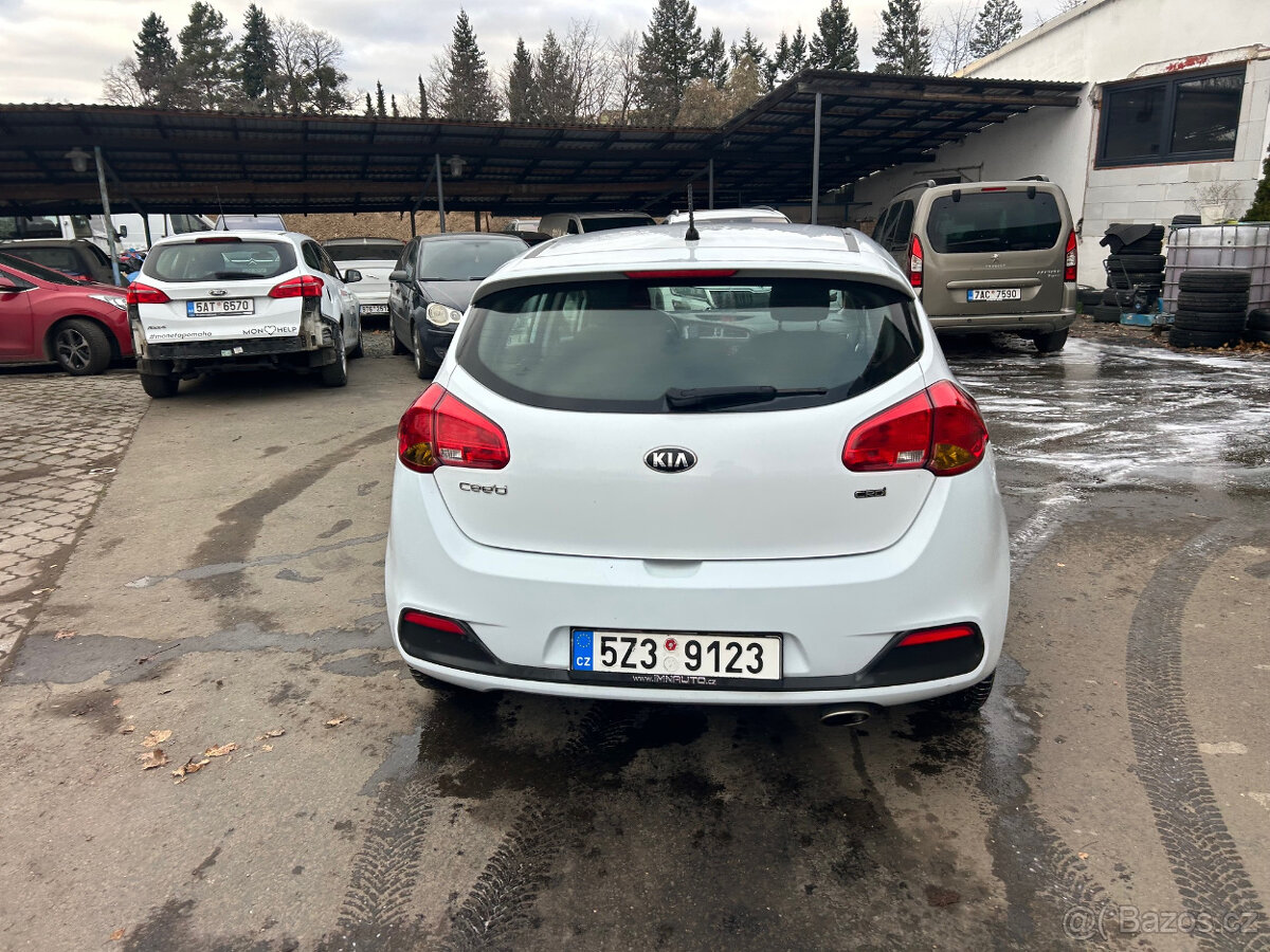 Kia Ceed r.v. 2014 1,6CRDi 94Kw - 6