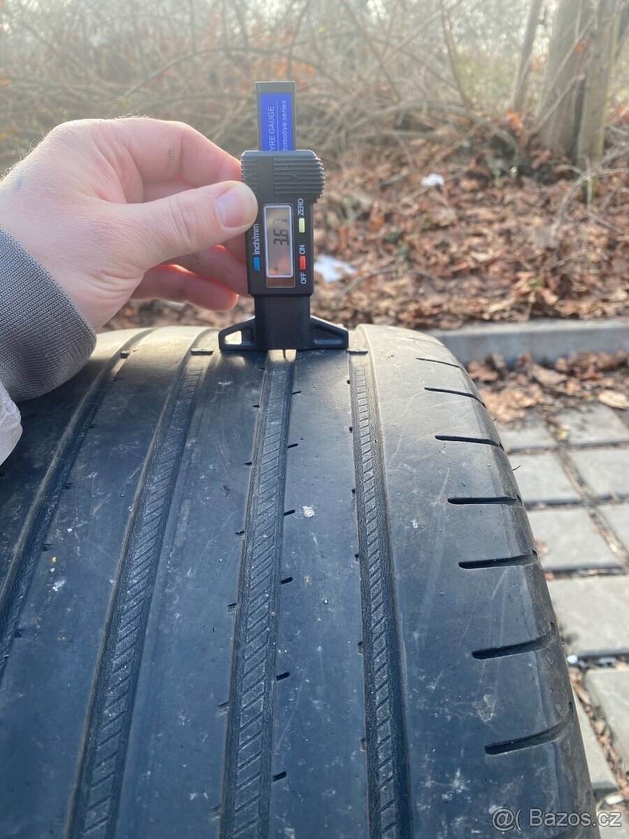 225/40/18 letní Goodyear F1 - 6