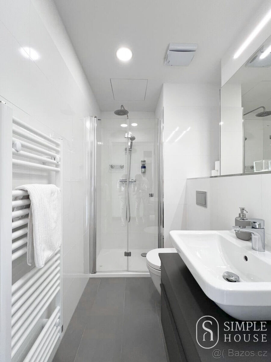 Pronájem bytu 1+kk 27 m² - 6