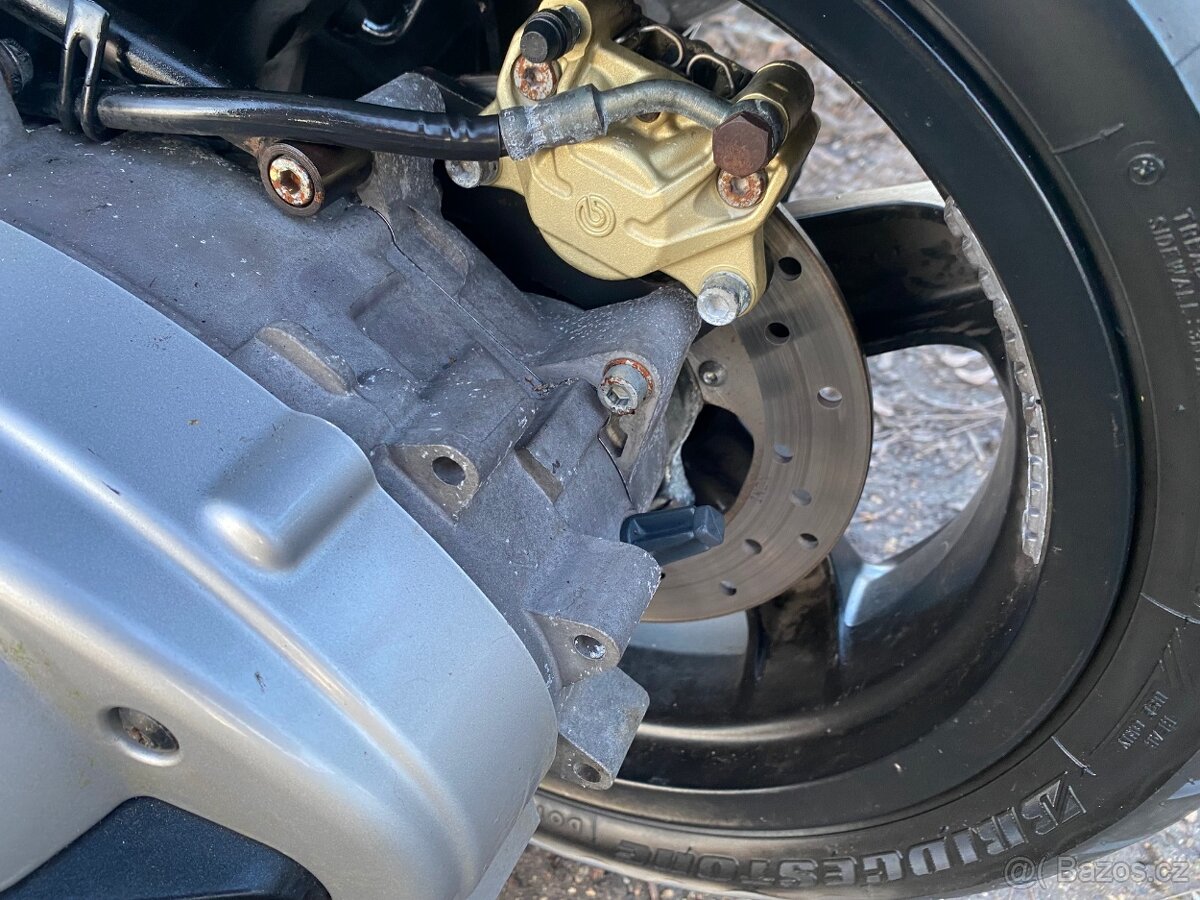 Gilera Nexus 500ie - 6