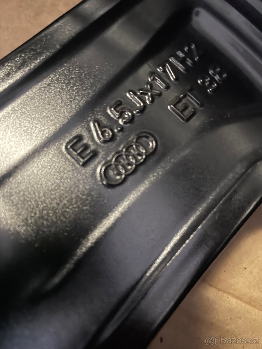 Original zimni alu Audi Q3 83a 5x112 + Conti 215/65/17 - 6