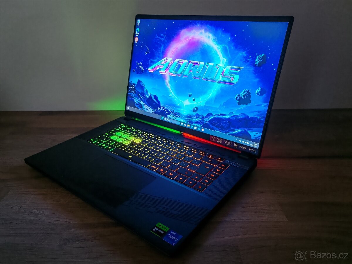 2K 165HZ_GIGABYTE AORUS 16X_i7-14650HX_16GB_RTX 4070 8GB - 6