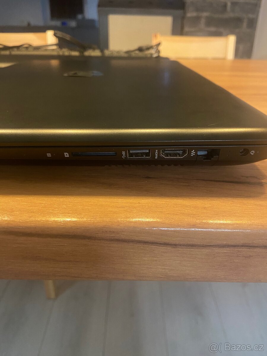 HP Pavilion “17,3” - 6