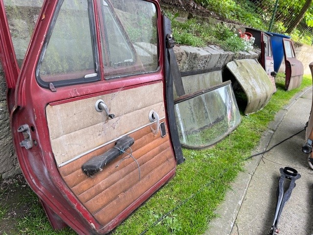 Škoda 1000MB - náhradní díly - 6