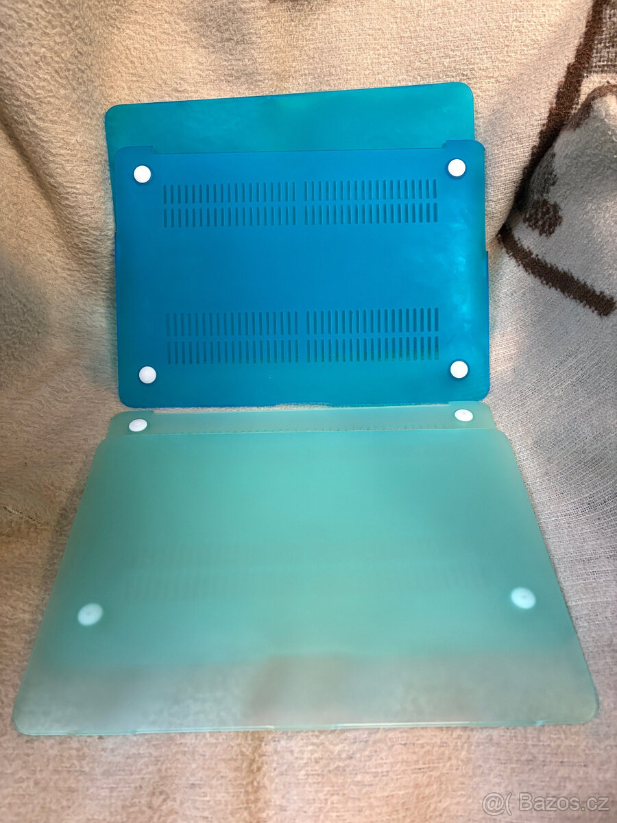 Prodám Apple Macbook Air 2015 - 6