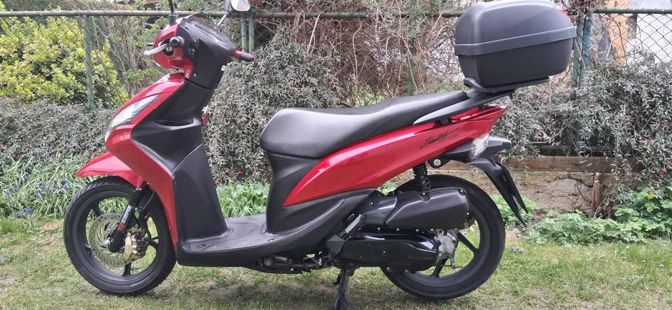 HONDA Vision 110i - 6
