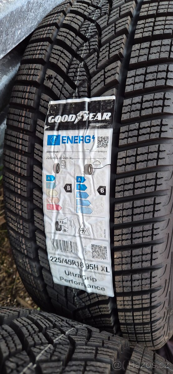 Mercedes C-Klasse W206 možnost pouzit na Octavia IV nebo Sha - 6