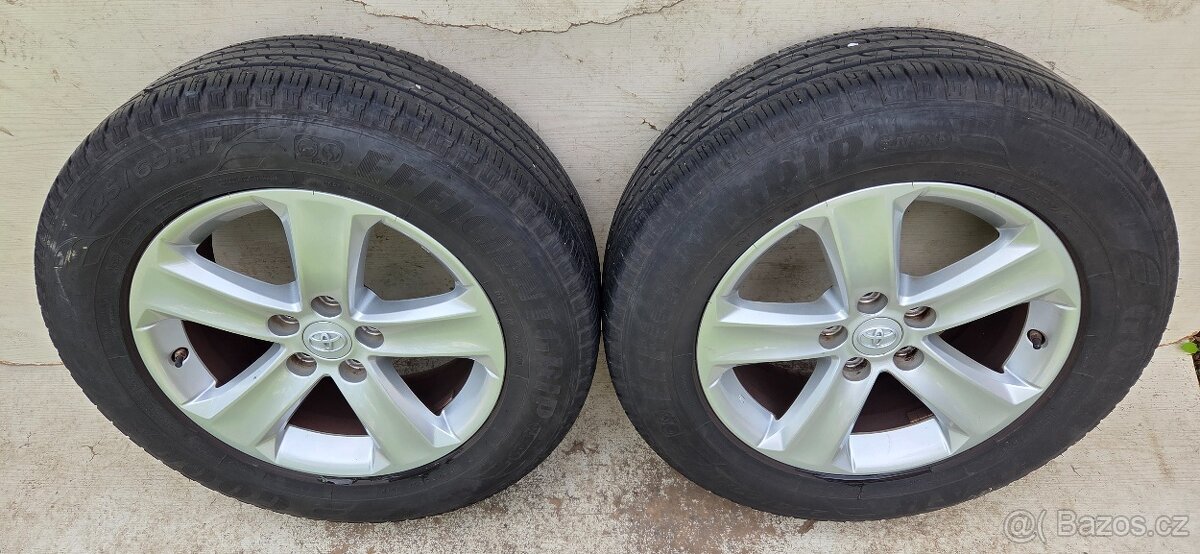 Toyota RAV4 17" 5x114,3, pneu 225/65R17 - 6