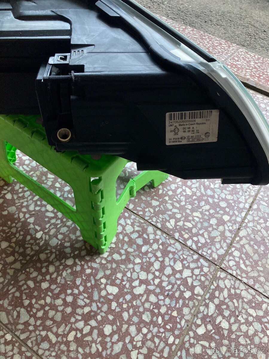 Levý xenon Octavia 2 facelift - 6