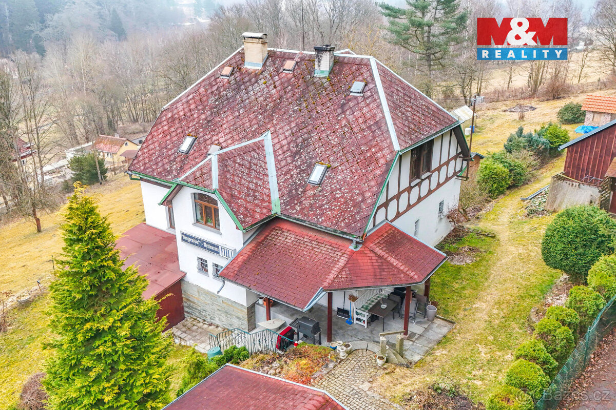 Prodej rodinného domu 7+1 v Podhradí u Aše, zahrada 5366 m2 - 6