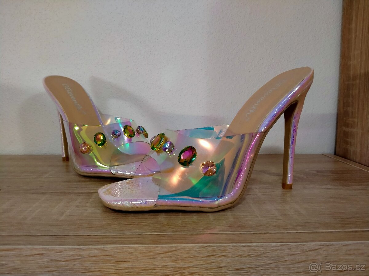 Lodičky, sandály - úklid šatny - 6