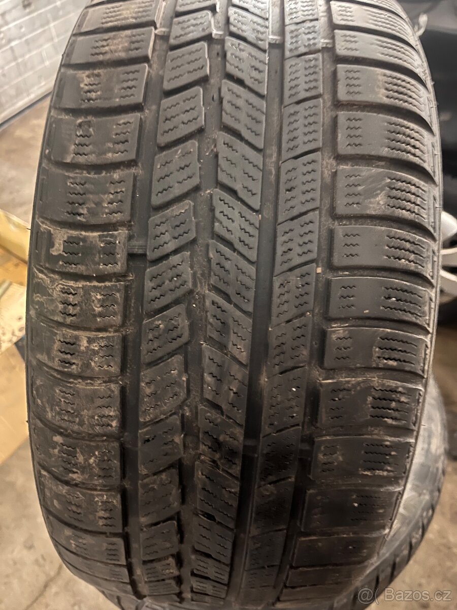 Nexen 245/40/18 zimní - 6