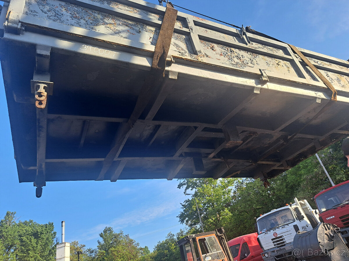 Korba Tatra T815 4x4, LIAZ - 6