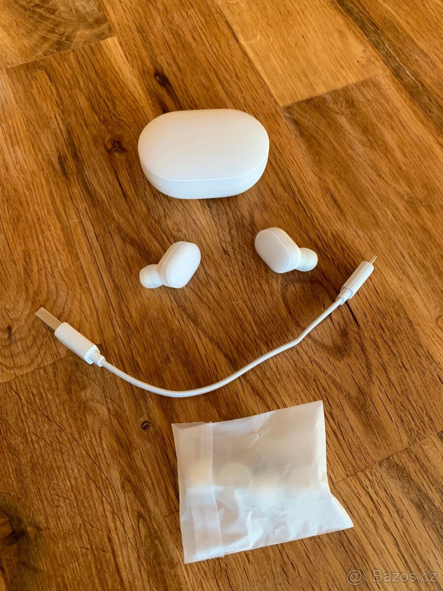 Bezdrátová sluchátka Xiaomi Mi AirDots - 6