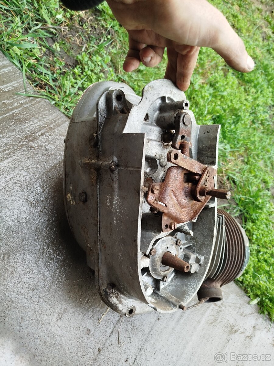 Motor Jawa - ČZ 125/355 - 6