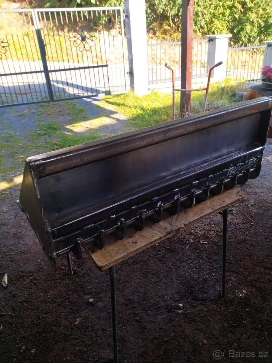 Prosívací,třídící lžíce na nakladač - 6