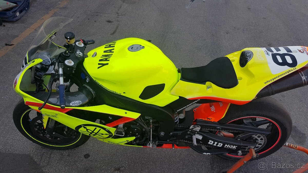 Yamaha r1 Okruhovka - 6