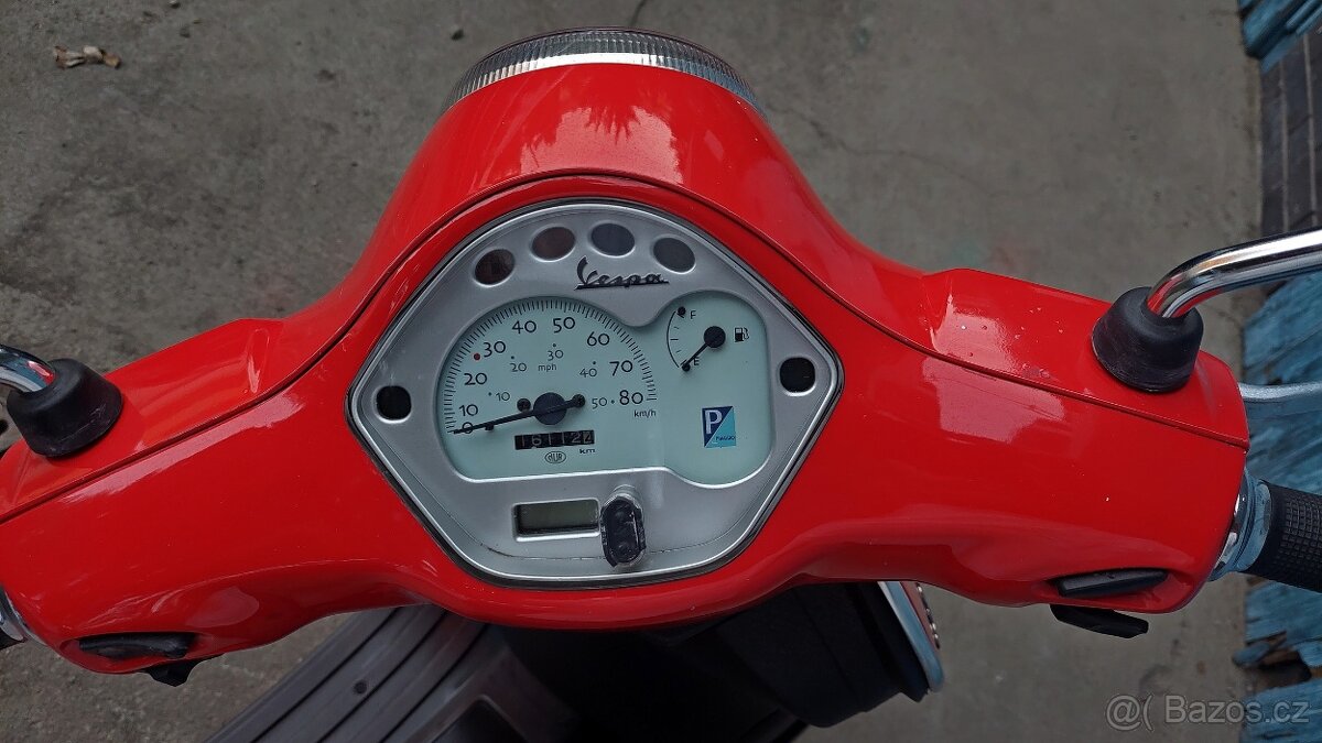 Vespa LX50 2T - 6