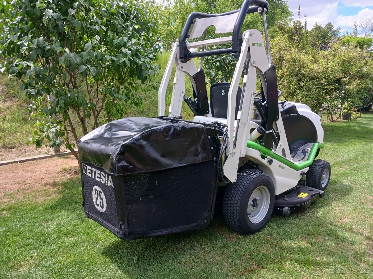 Zahradní traktor Etesia Buffalo 124 HVHP - 6
