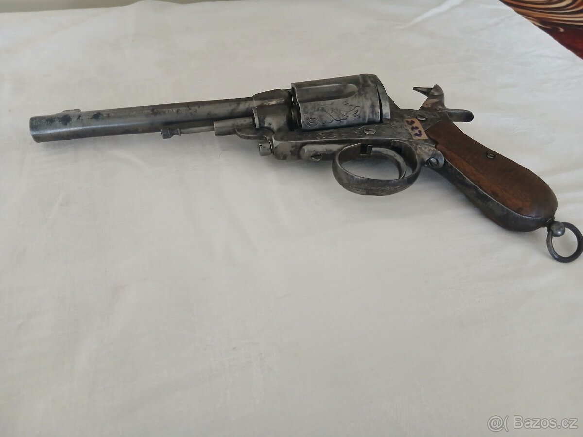 Revolver Gasser - 6