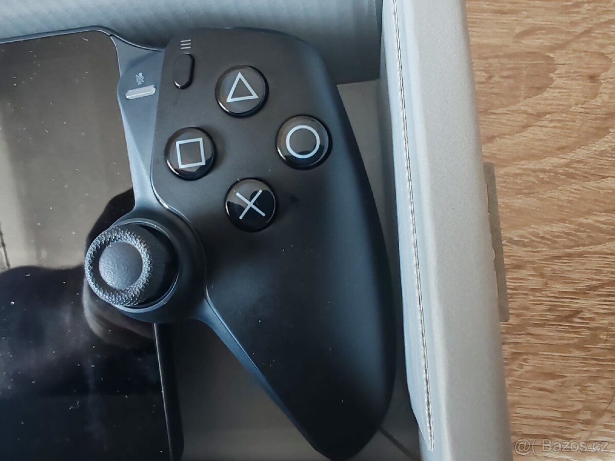 Playstation Portal - 6