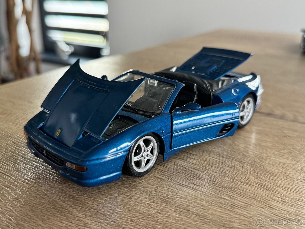 Ferrari 1:24 - 6