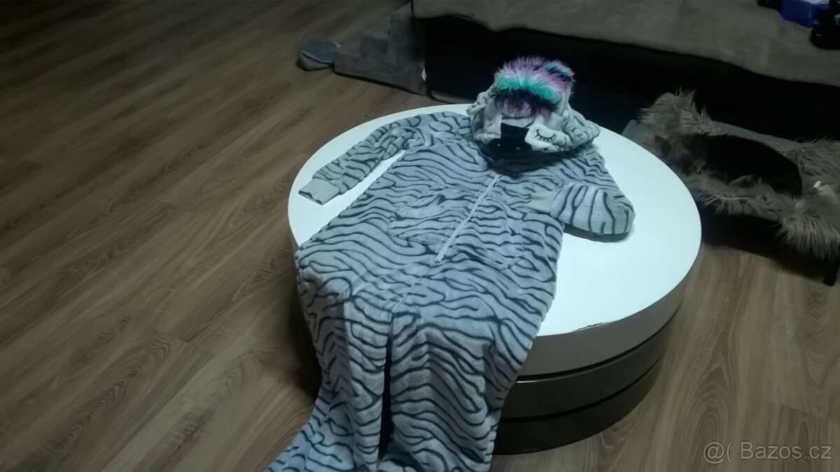 karnevalovy kostym vel 158 ZEBRA - 6