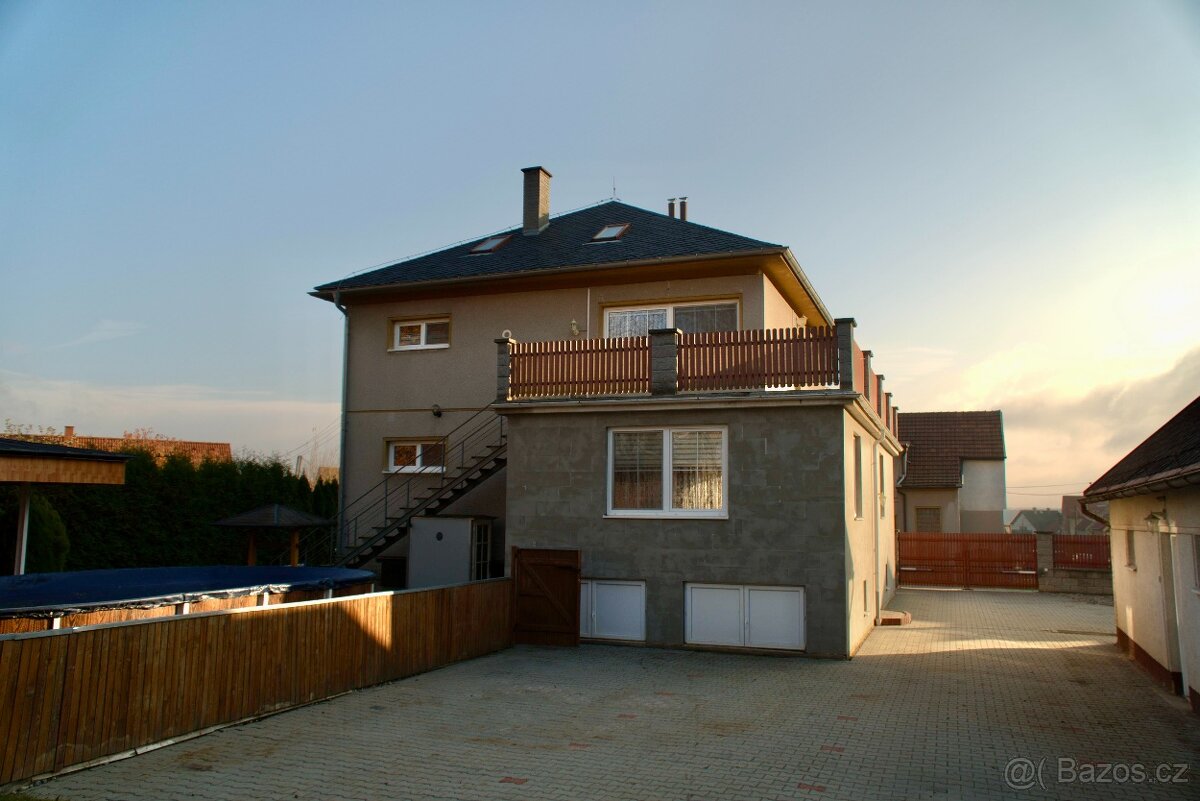 Rakovnicko - Mutějovice - prodej vícegeneračního RD - 6