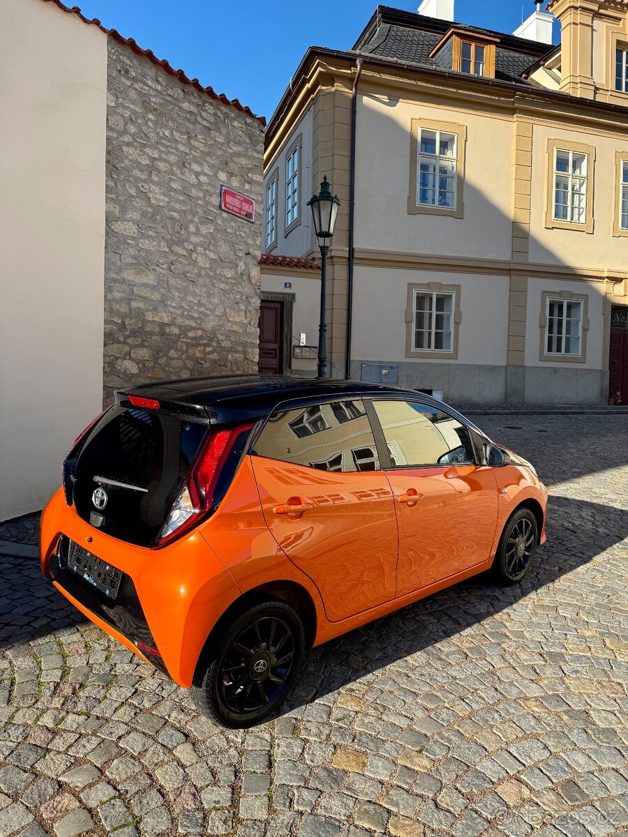 Toyota Aygo 1.0i 53kw ČR Automat 1.Maj Klima - 6