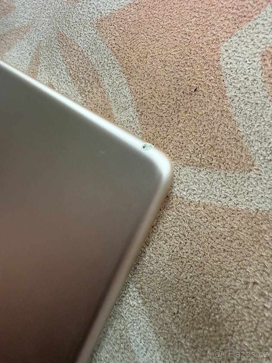 Apple Ipad Air 2 - jako nový - 6