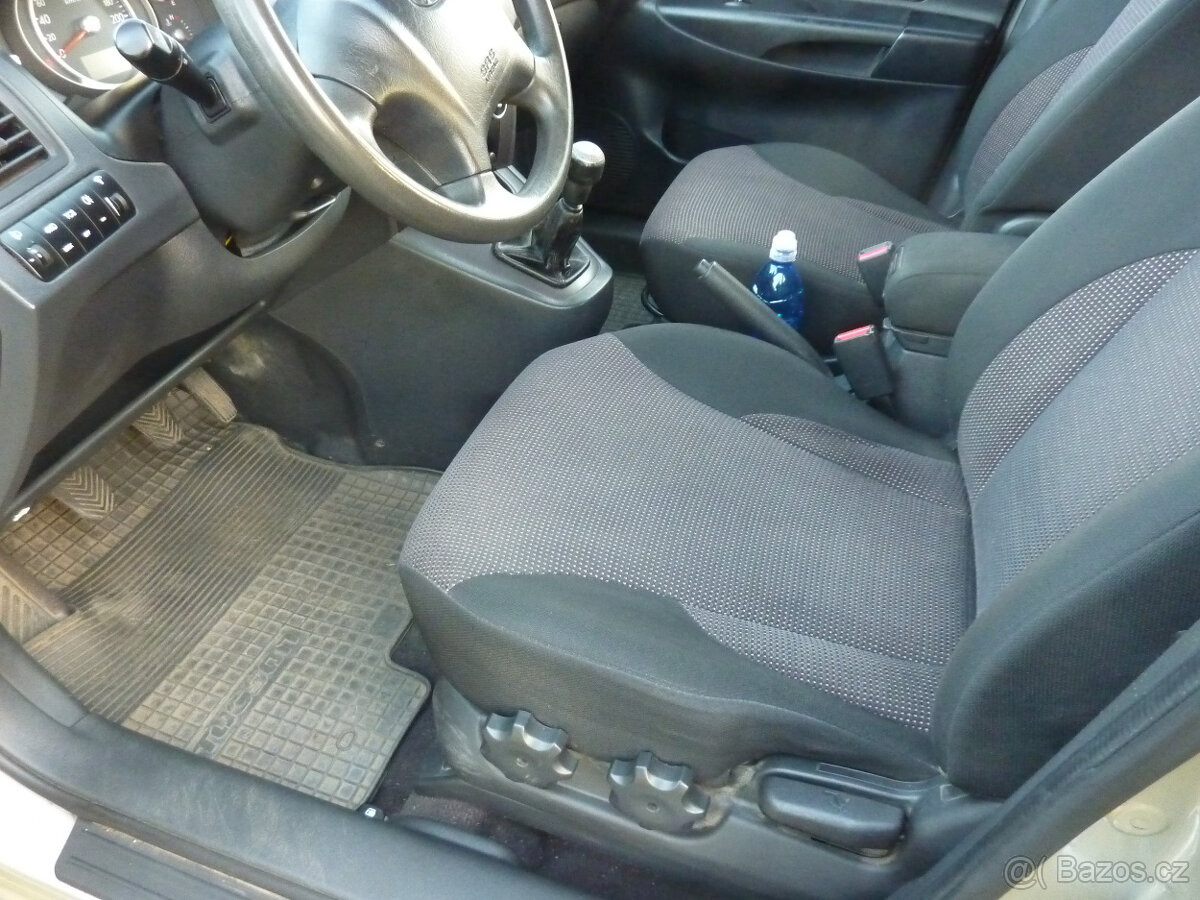 Hyundai Tucson 2.0i 104 kw 4x4 165 tis km TAŽNE - 6