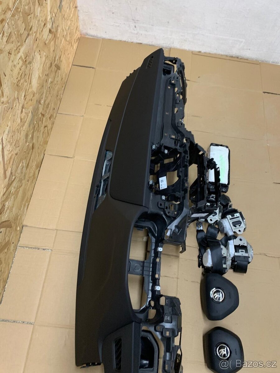 Airbagy, pásy, palubní deska Škoda Kamiq, Scala - 6