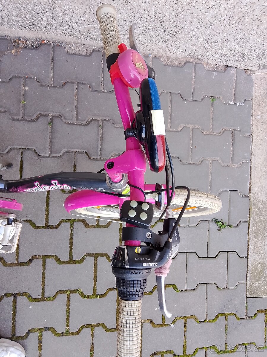 Author Melody 20 - 6