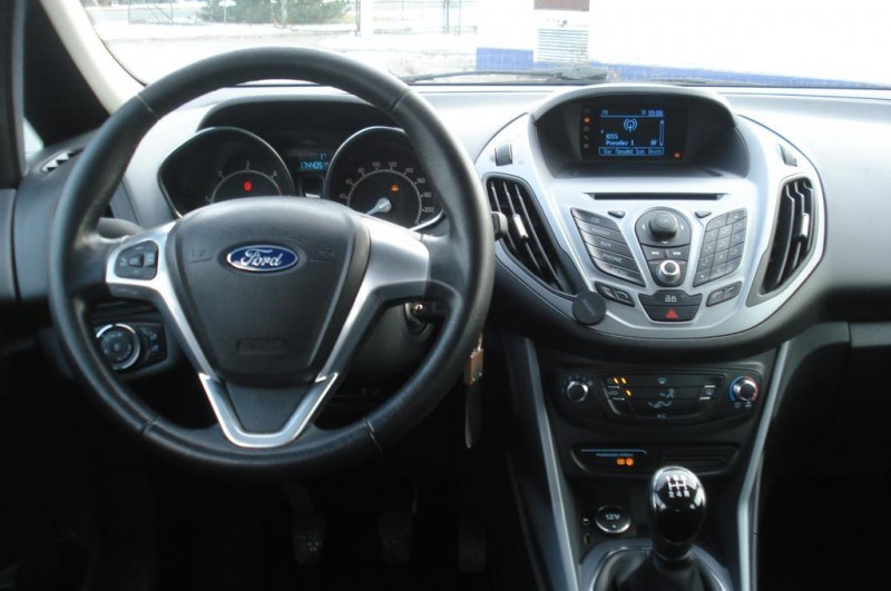 Ford B-MAX 1.6 TDCi 70 KW 1. Majitel - 6