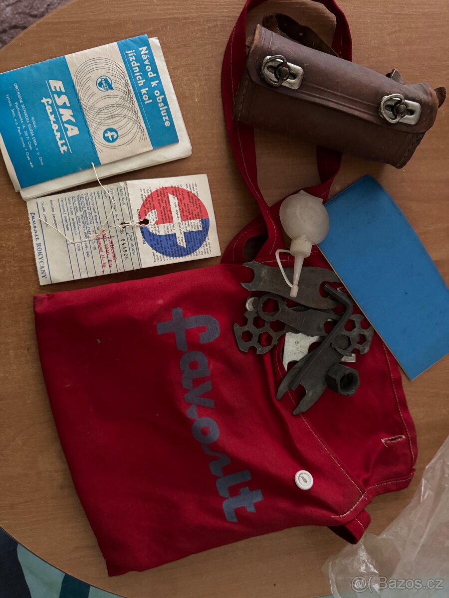 Kolo Favorit původní stav, kompletní výbava - 6