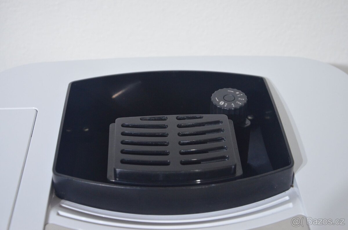 Automatický kávovar PHILCO Phem 1000 - 6