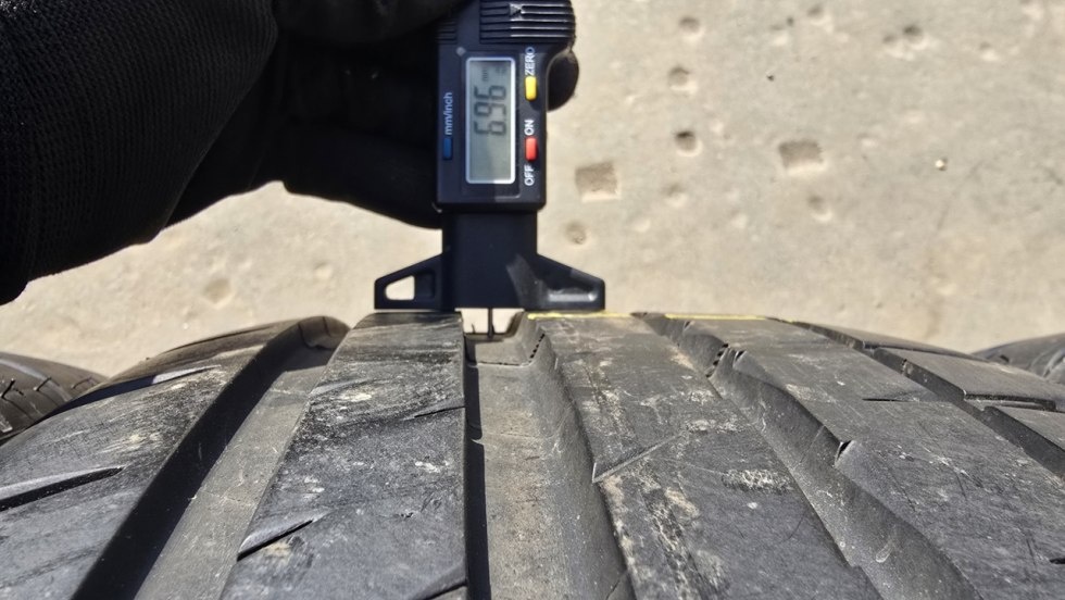 Letní pneu 225/40/18 Michelin - 6